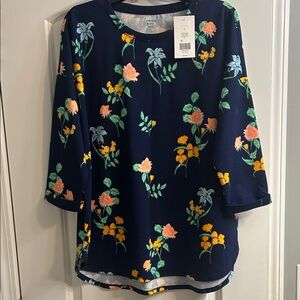 Crown & Ivy Dark Blue Floral 3/4 Sleeve Tee